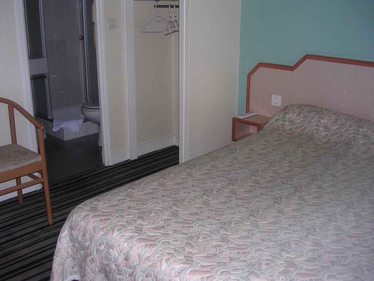 טור Hotel Asteries מראה חיצוני תמונה